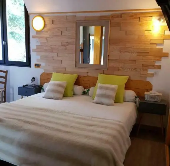 Perhehuone, Gîte Chalet Du Soulor
