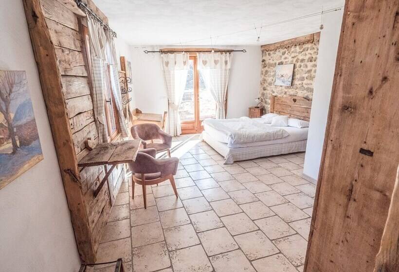 标准间带山景, La Fernande