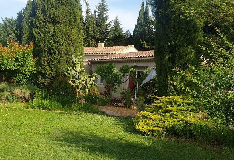 חדר סטנדרט נוף לגינה, La Gourmandine