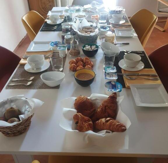 חדר סטנדרט נוף לגינה, La Gourmandine