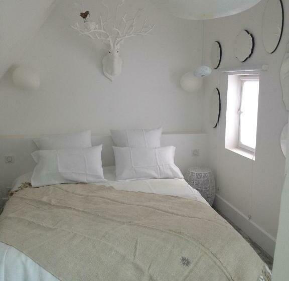 高级三人间, La Villa 1901