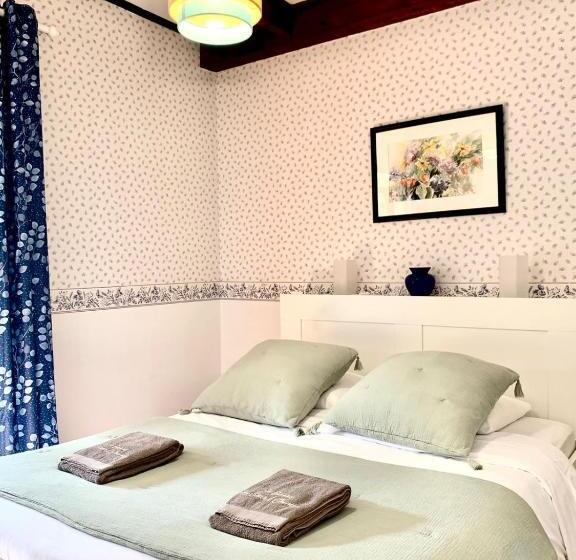 חדר סופריור, Le Barry Du Grand Chemin