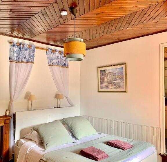 חדר משפחתי, Le Barry Du Grand Chemin