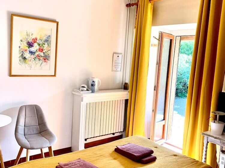 חדר סופריור, Le Barry Du Grand Chemin