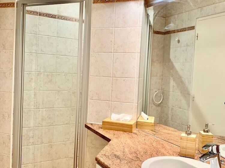 חדר סופריור, Le Barry Du Grand Chemin