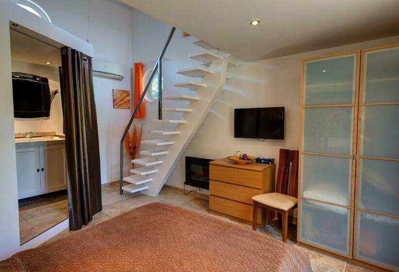 标准间, Les Gargoulettes