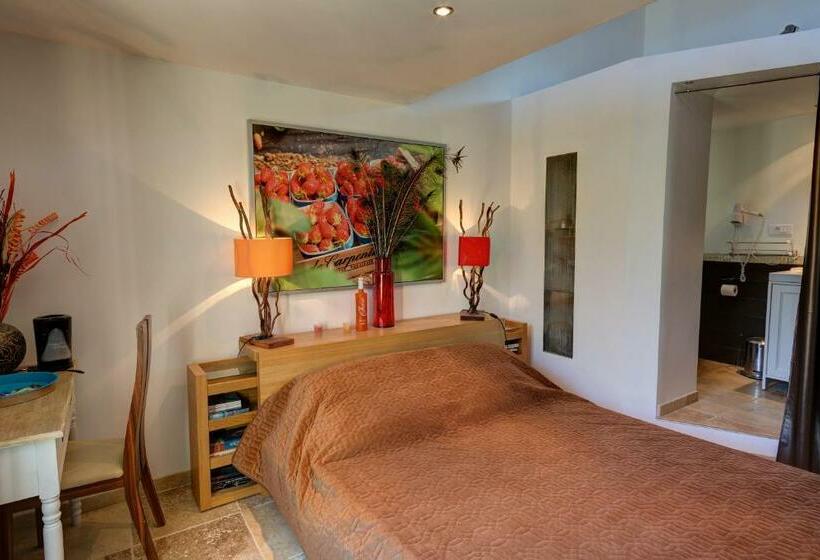 标准间, Les Gargoulettes