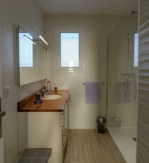 스탠다드 룸, Les Raisins Du Bonheur