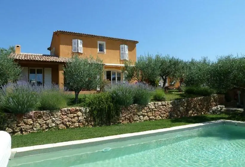 Suite, Mas De L Olivette