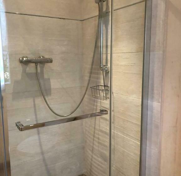 جناح, Mas De L Olivette