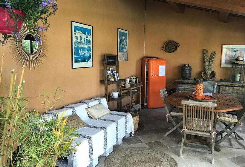 חדר סטנדרט, Mas De L Olivette