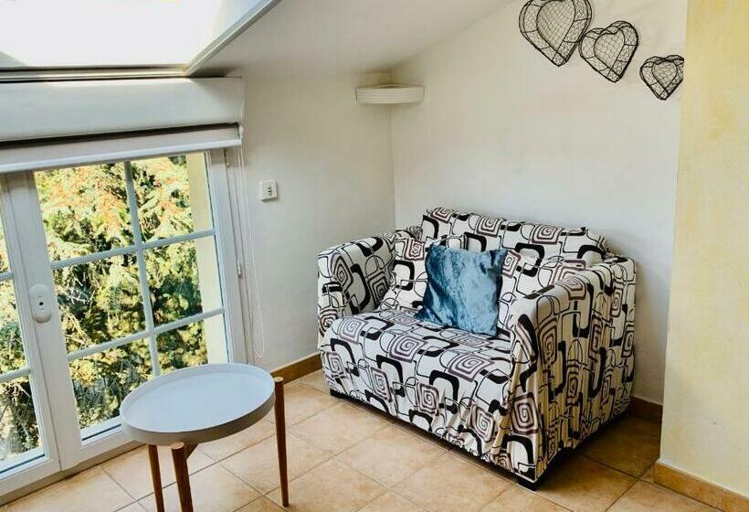 חדר דלוקס, Mas Saint Ange