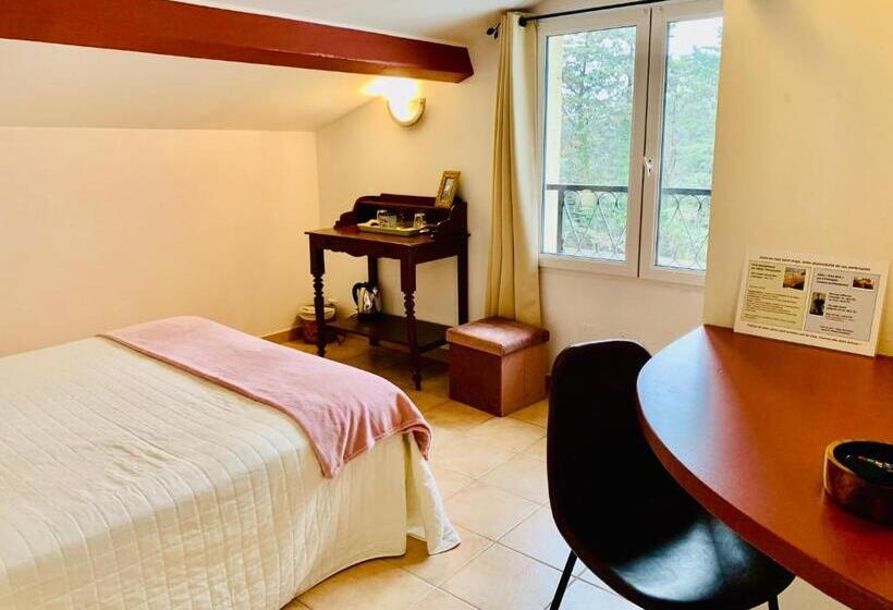 חדר סטנדרט, Mas Saint Ange