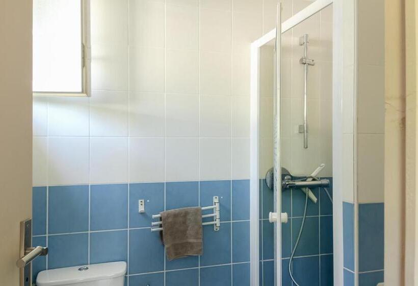 شقة غرفتين, Mas Saint Ange