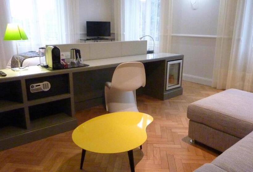 Sviitti, Villa Elyane