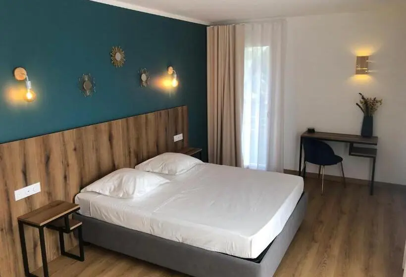 ガーデンビュースタンダード４ベッドルーム, Auberge Les Oliviers