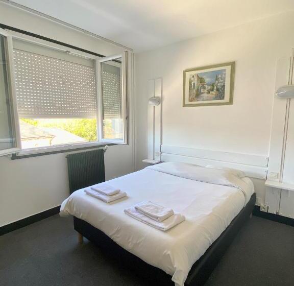 غرفة قياسية, Du Centre Lucé Chartres