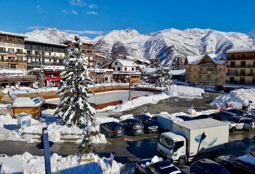 Номер Стандарт с Террасой Вид на Сад, Hôtel Le Blainon