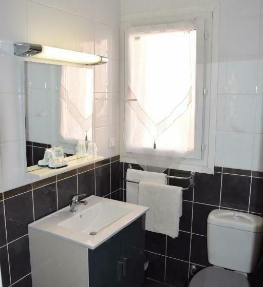 标准间, Le Grillon