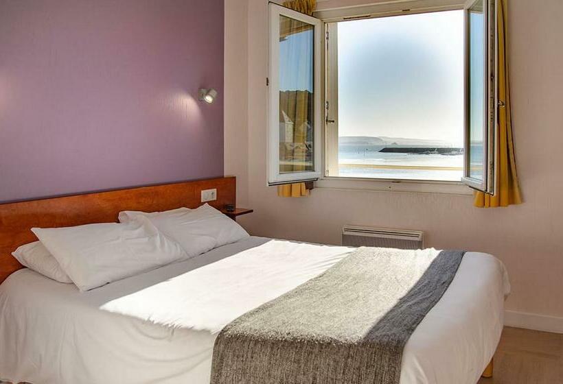 オーシャンビュースタンダードルーム, Hôtel & Restaurant De La Plage