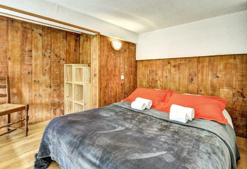 标准三人间, Hôtel Restaurant Gîtes Les 5 Saisons