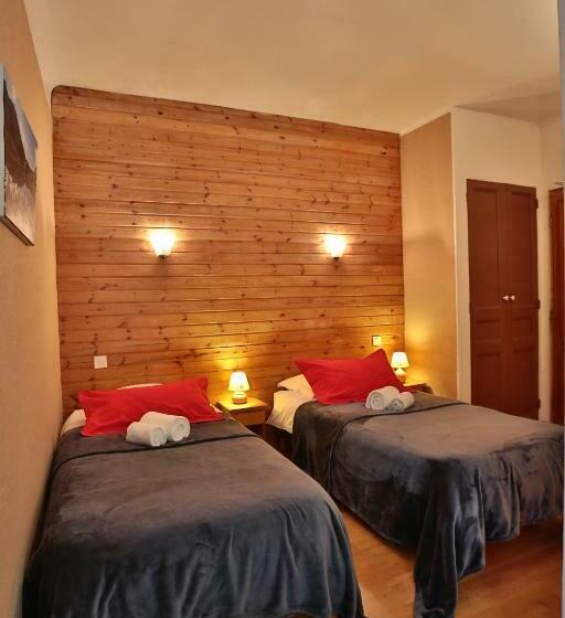 标准间, Hôtel Restaurant Gîtes Les 5 Saisons