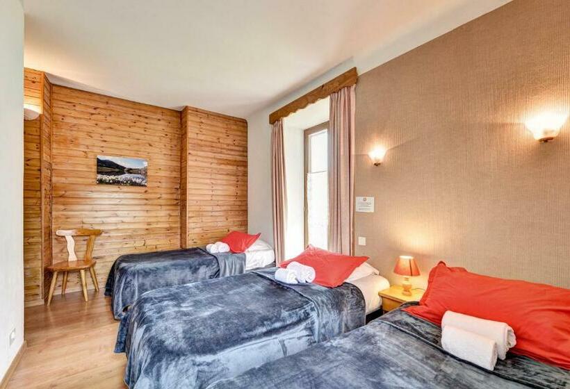 标准三人间, Hôtel Restaurant Gîtes Les 5 Saisons