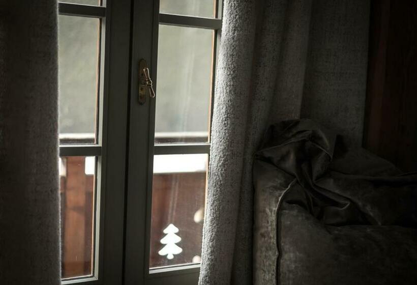 Номер Стандарт, Hôtel Restaurant La Ferme De Cupelin