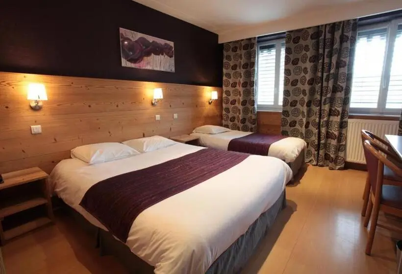 デラックストリプルルーム, Hôtel Saint Pierre