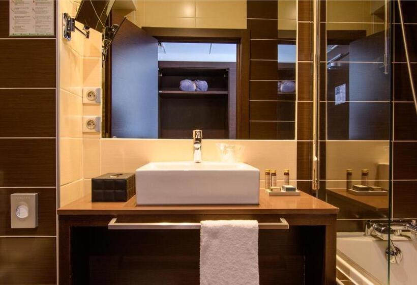Номер Стандарт с Террасой, Hype Hôtel