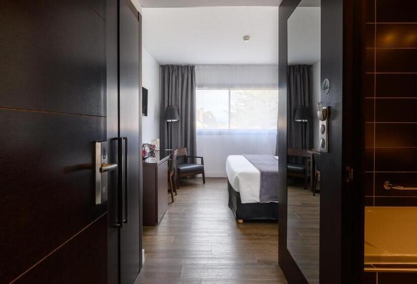 Номер Стандарт, Hype Hôtel