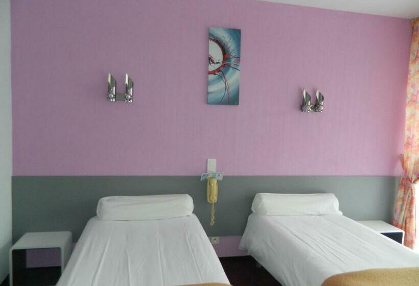 스탠다드 룸, Logis Hôtel L Elancèze