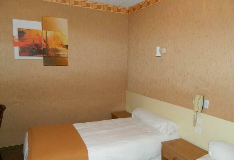 스탠다드 룸, Logis Hôtel L Elancèze