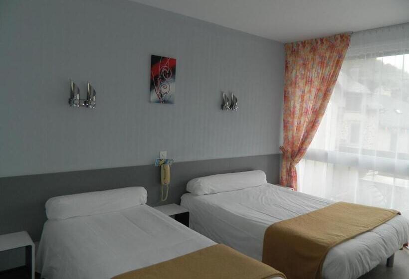 Номер Стандарт Трехместный, Logis Hôtel L Elancèze