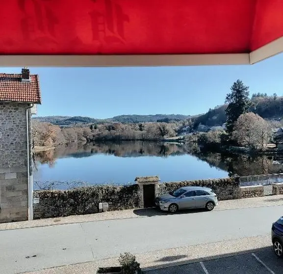 Perhehuone, Le Bellerive