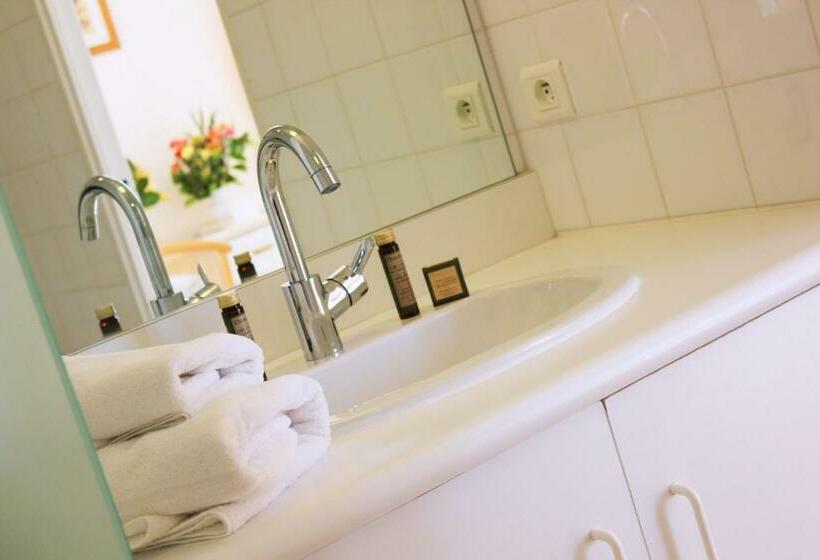 Номер Комфорт, Le Verdon