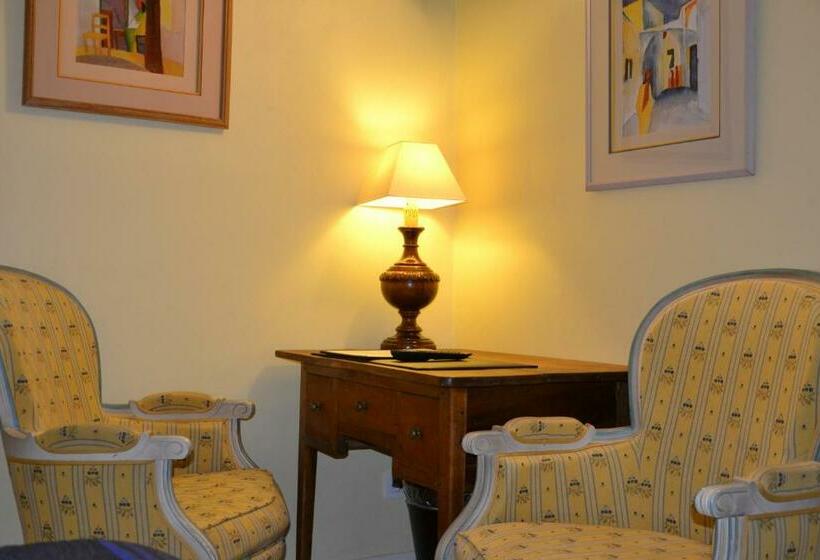 舒适型房间, Lerie De L'esplanade