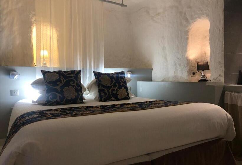 スイート, Logis Hôtels Troglododo