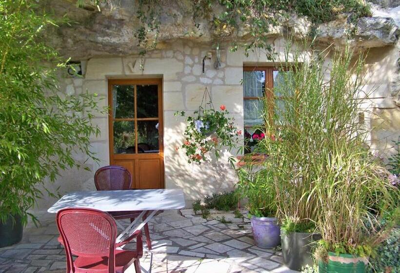 コンフォートルーム, Logis Hôtels Troglododo