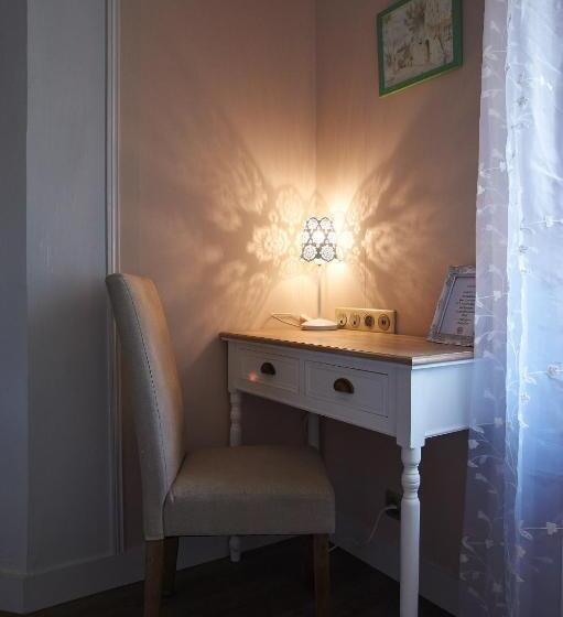 スーペリアールーム, Logis Hôtels Troglododo