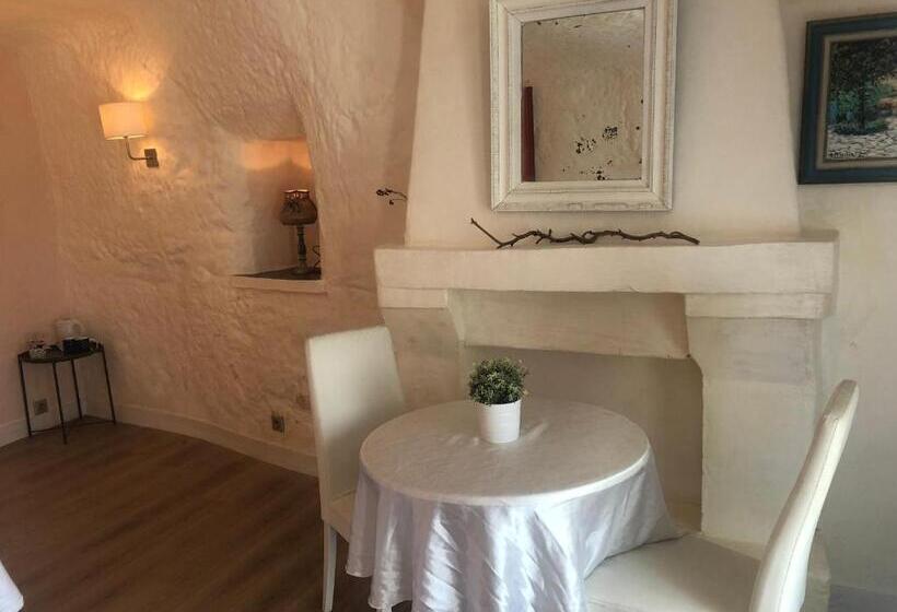 スーペリアールーム, Logis Hôtels Troglododo