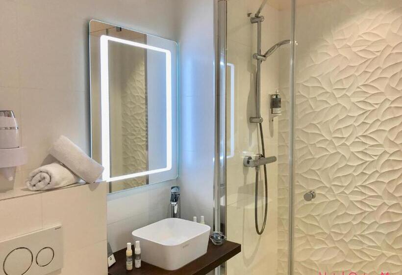 컴포트 룸, Outremer  Villa Le Couchant