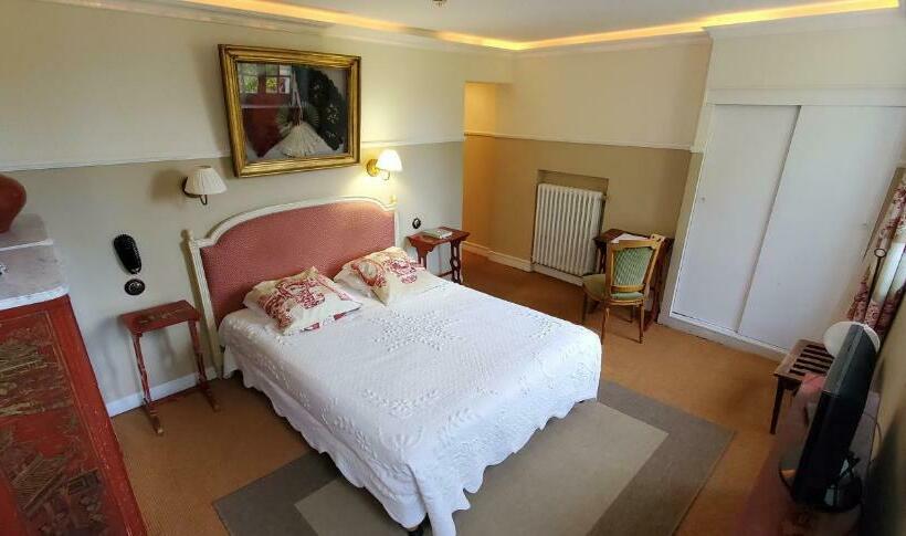 Номер Стандарт, Restaurant Des Deux Rocs