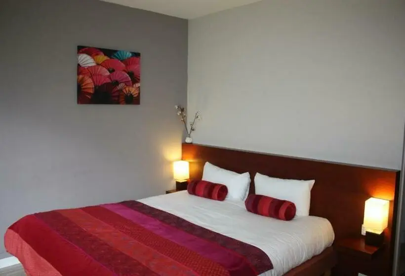 Comfort-huone, Latitude Ouest Hotel Restaurant & Spa