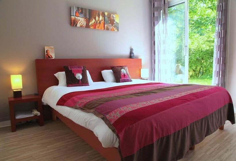 Номер Комфорт, Latitude Ouest Hotel Restaurant & Spa