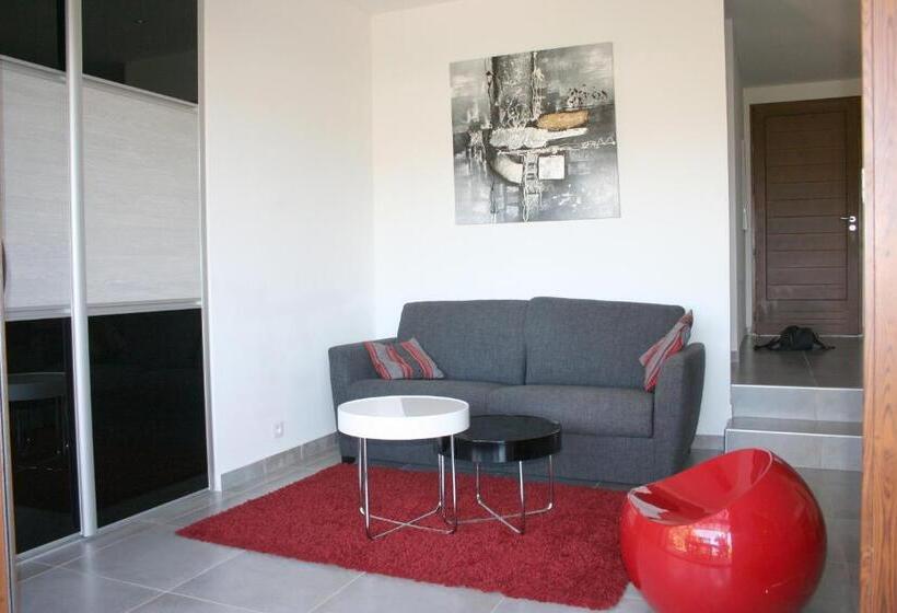 آپارتمان 2 خوابه, Residence A Licetta