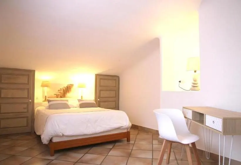 آپارتمان 2 خوابه با چشم‌انداز دریا, Residence A Licetta