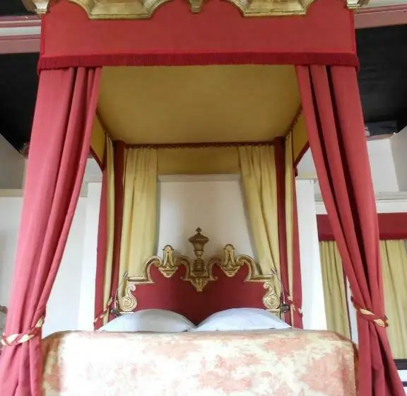 ジュニアスイート, Auberge De L Abbatiale