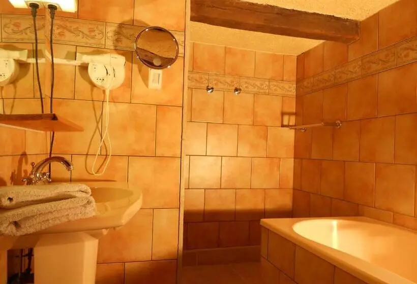 コンフォートルーム, Auberge De L Abbatiale