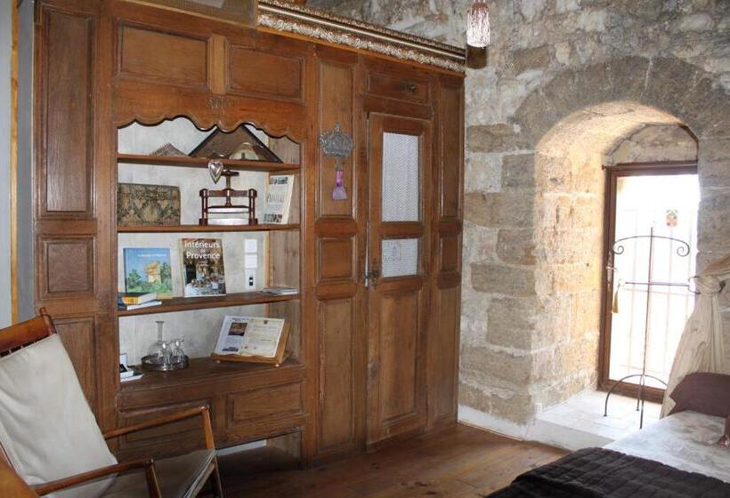 スイート, Château De Vedène